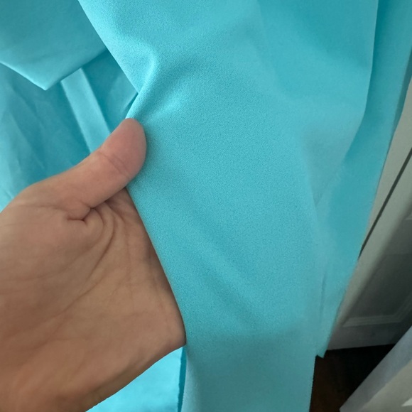 SOLACE LONDON EVENING GOWN - Picture 7 of 9